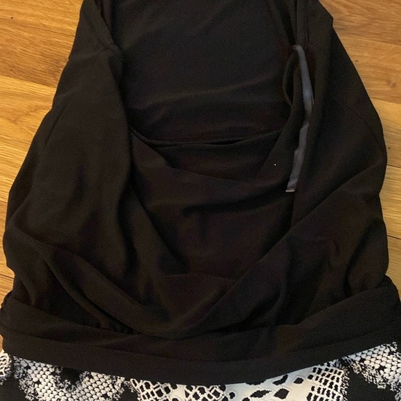 Hollyworld Girls Black and White Halter Romper Size 14 - Picture 7 of 7